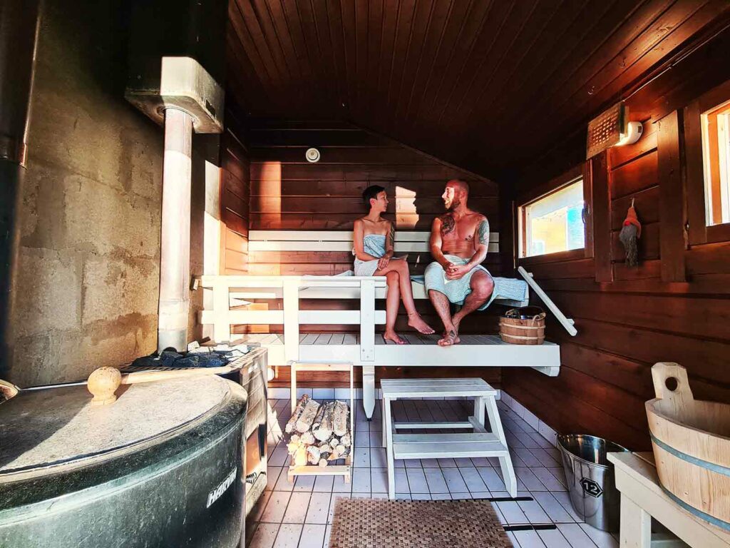 traditionelle finnische Sauna - Metsä Kolo