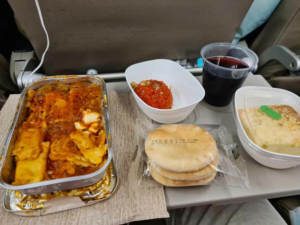 Saudia Airlines Erfahrung Essen