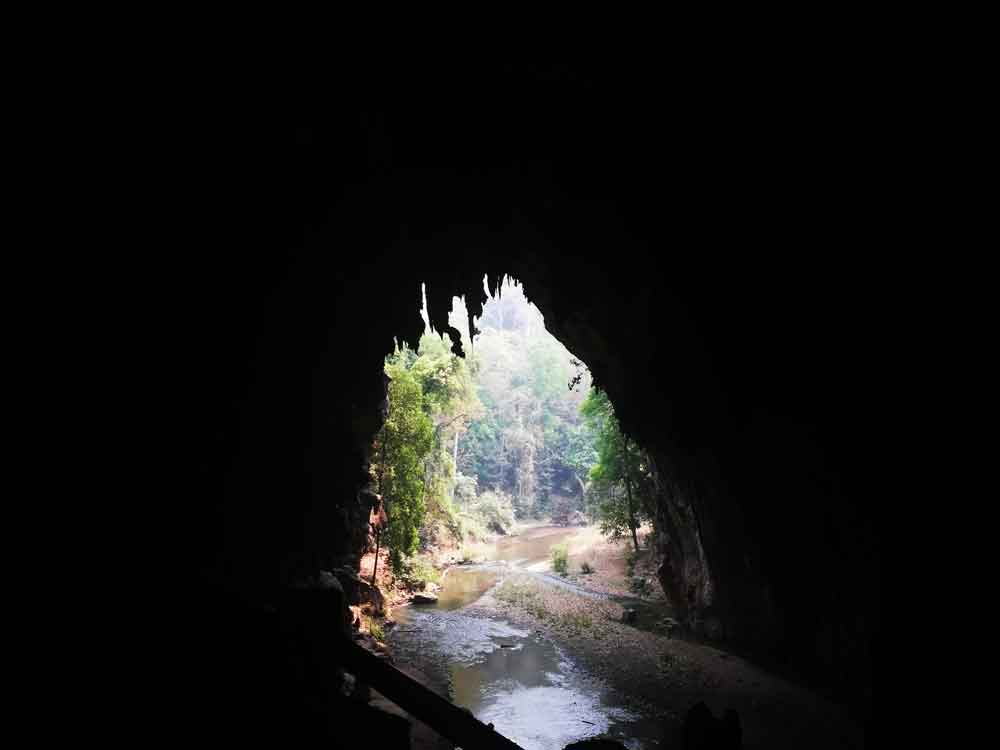 Pai Thailand nam lod cave