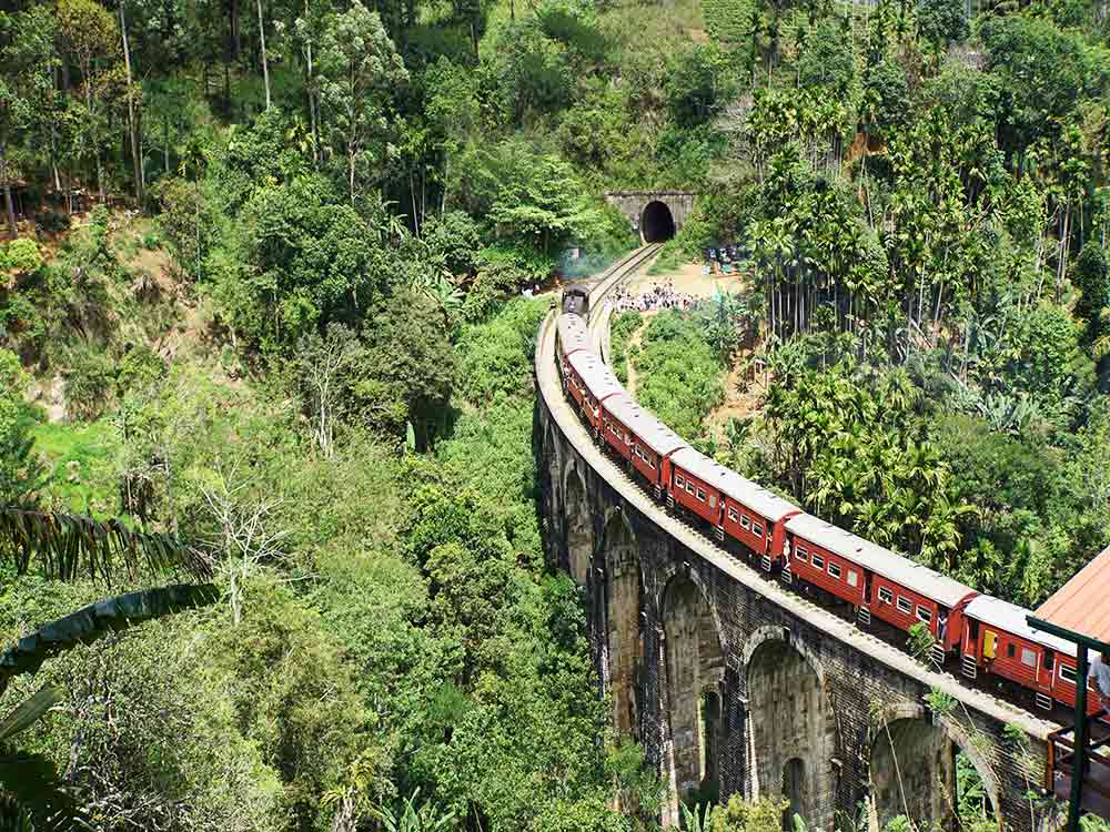 Aussicht auf 9 Arches Bridge Ella Sri Lanka