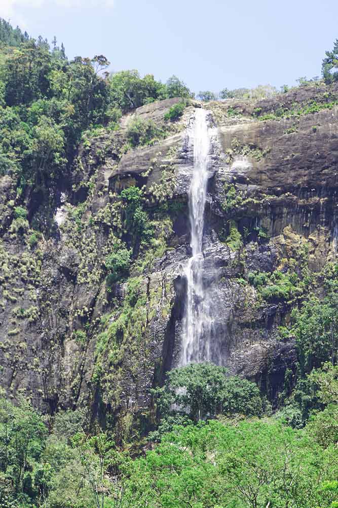 Dyialuma-Wasserfall-Ella Sri Lanka