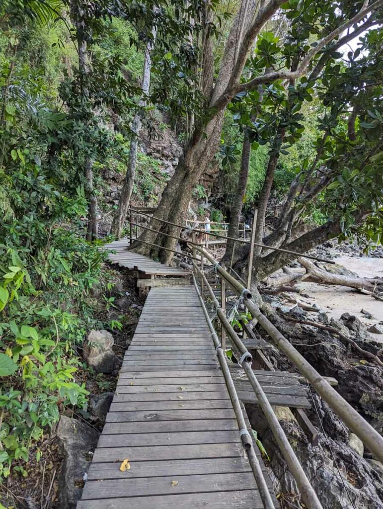Sehenswürdigkeiten in Krabi monkey trail