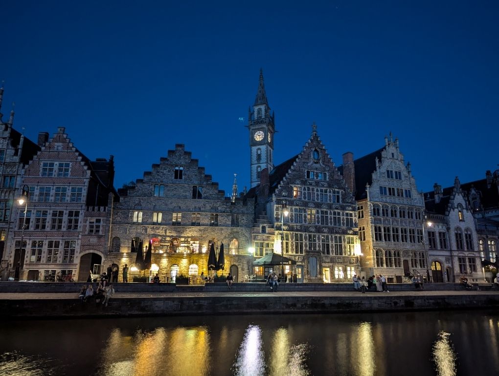 Graslei Korenlei Gent bei Nacht